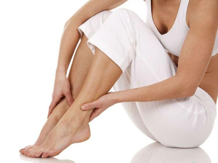 Symptome von Krampfadern in den Beinen